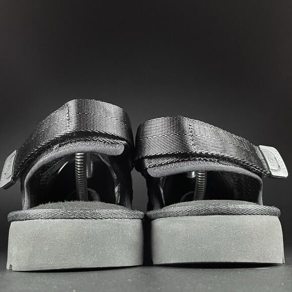 UGG Goldencoast Multistrap Men’s Size 9 Black Suede Casual Slip On Sandals NEW - Picture 3 of 8